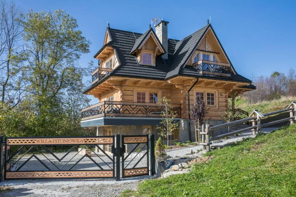 Willa Pitoniowka Z Sauna, Netflix Oraz Xbox One 考斯赛力克 外观 照片