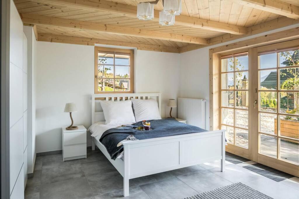 Willa Pitoniowka Z Sauna, Netflix Oraz Xbox One 考斯赛力克 外观 照片